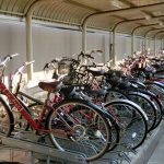 出し入れしづらいマンションの駐輪場、トラブルはこう防ぐ